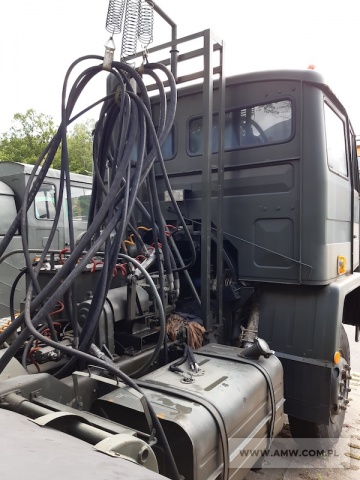 Cysterna paliwowa naczepa dystrybutor CND-21 (komplet składający się z ciągnika 3-osiowego JELCZ 642 oraz cysterny na naczepie 2-osiowej o poj. 21 000 l) 